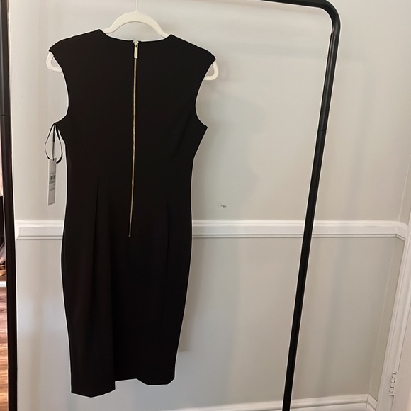 Calvin Klein - Black Sheath Dress, with gold zipper in the back - Picture 7 of 7